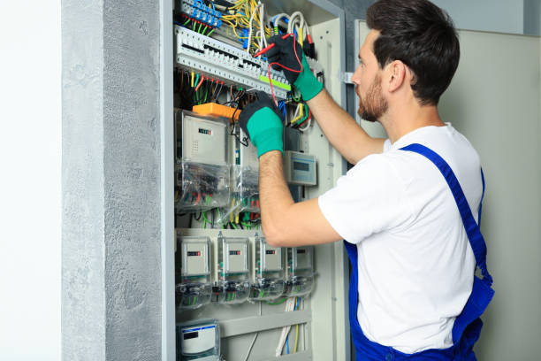 Best Electrical Contractors for Businesses  in Woodinville, WA